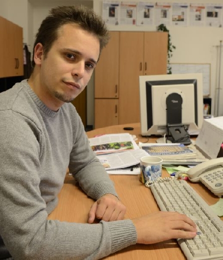 Absolvent Fakulty sociálních studií David Povolný zůstal na škole, i když už dostudoval. Foto: Archiv Davida Povolného 0589 abs-fss-david-povolny archiv-dp